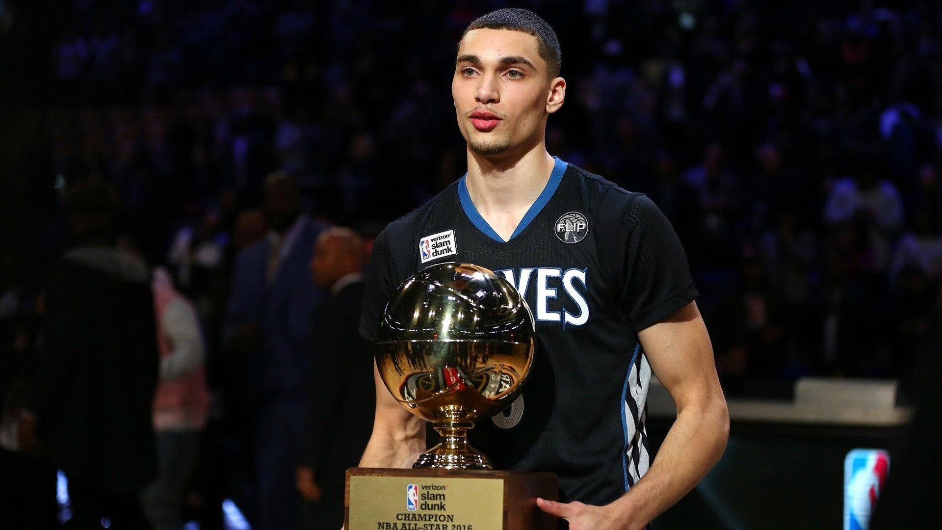 那不勒斯瞄准加拿大前锋戴维,600万欧年薪邀其自由身加盟