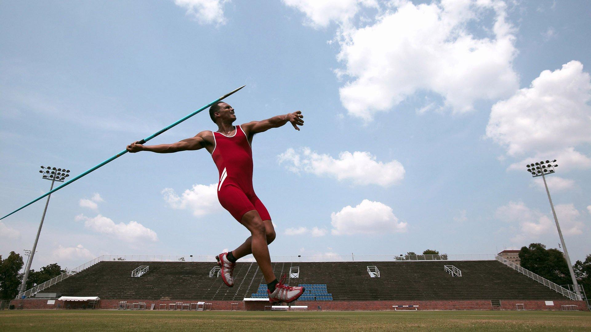 今日首发阵容揭晓，新星闪耀引爆赛场期待