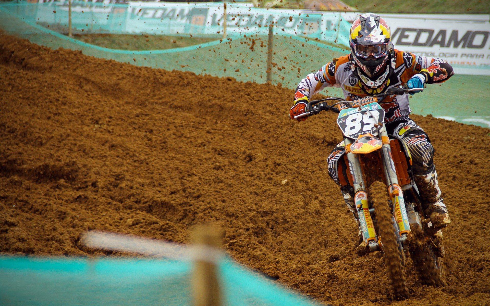 「宝贝77」亲签战袍震撼抵达！球迷狂喜，这身材管理比东子更炸裂